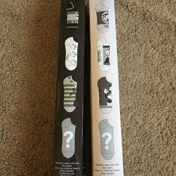 Disney 8 pairs of socks - Picture 6 of 7